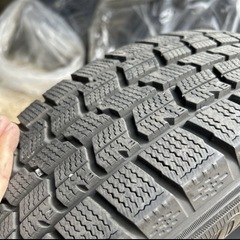 4本　スタッドレスタイヤandホイール　ヴィッツ　アクア　フィット 175/65/15の画像