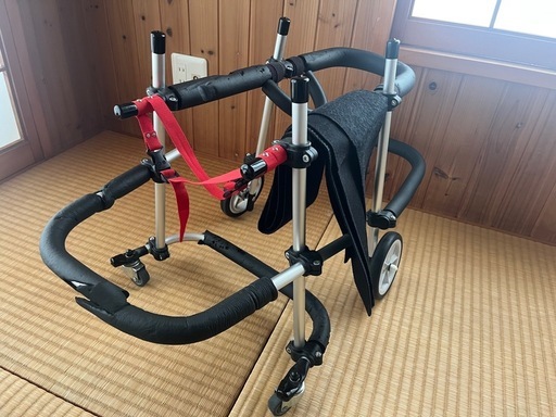 愛犬用車椅子