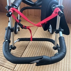 愛犬用車椅子の画像