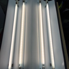 照明　20W細型蛍光灯４本　の画像