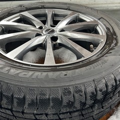 スタッドレス　アルミホイールの画像