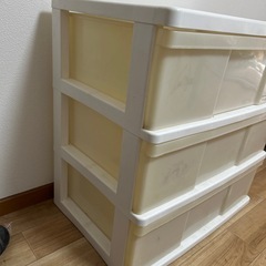 衣装ケース3段の画像