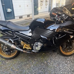 【出品本日1/31まで】【最終値下げ中】Kawasaki   ZZR1400 🙇‍♂️の画像