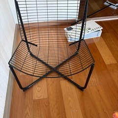 IKEAで購入した椅子の画像