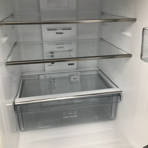 #A-80【ご来店頂ける方限定】 Haierの3ドア冷凍冷蔵庫です