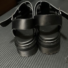 美品❗️厚底サンダルの画像