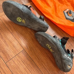 ボルダリングシューズSCARPAの画像