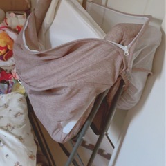 ベビー　ベッド　ベージュ系の画像