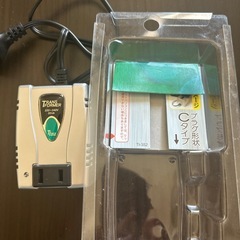 海外旅行用変圧器の画像