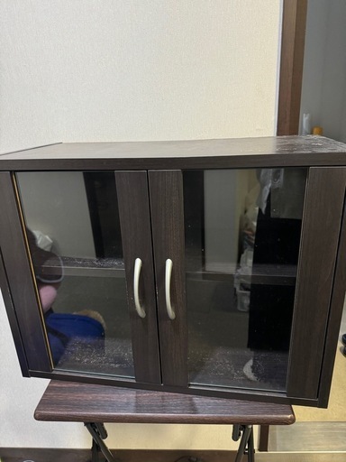 傷あり食器棚棚 (引っ越しのため出品中) 大分の収納家具《食器棚