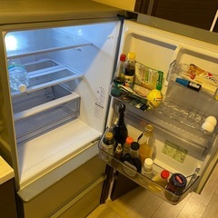 冷蔵庫（AQUA）の画像