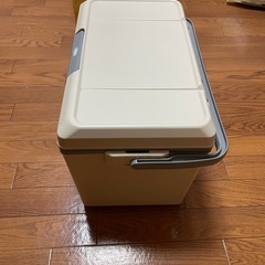 クーラーボックスの画像