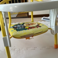 アンパンマン豆椅子　テーブル付きの画像