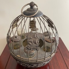 レトロ 鳥かご型のウイスキースタンドホルダー ショットグラス6p ボトルスタンドの画像
