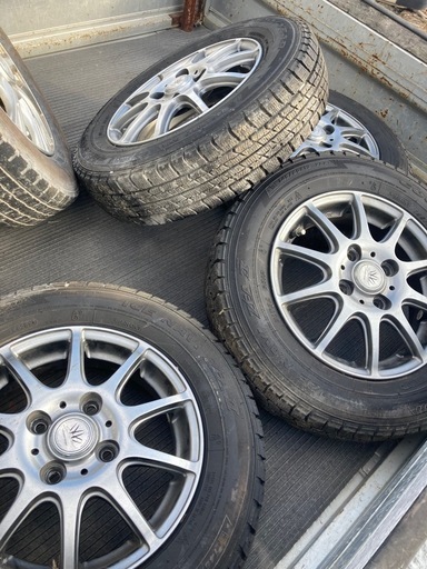 軽四ホイール145\80\R13スタッドレス付き