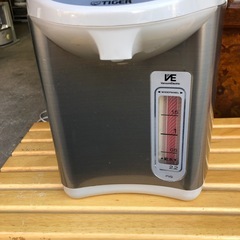 NO：5547  TIGER電気ポット‼️日本製❣️2､2L超お買い得品❣️の画像
