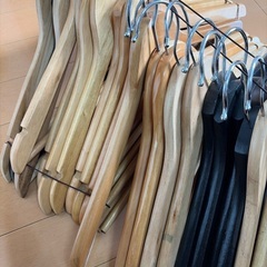 木製ハンガー 26本の画像