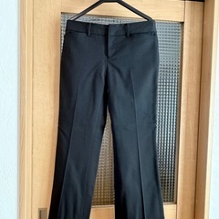 レディーススーツ上下セットの画像