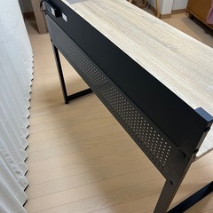 USB+コンセント付デスクの画像