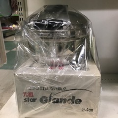 ジャングルジャングル貝塚店　グランデ　鍋　ふきこぼれしない鍋　24cm 両手鍋　日本製　差し水不要　銀　鉄製　蓋付き　未使用　貝塚市二色浜の画像