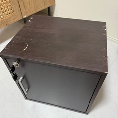 キューブ　ボックス　 ラック　鍵付き　　の画像