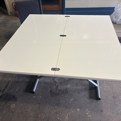 急募！テーブルの画像