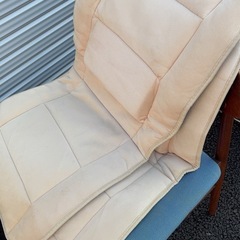 車のシートカバーの画像