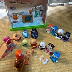 アンパンマンのお家　キャラクター付き　　ごっこ遊び　おままごとの画像