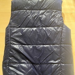 Poloのリバーシブルダウンベスト　140cmの画像