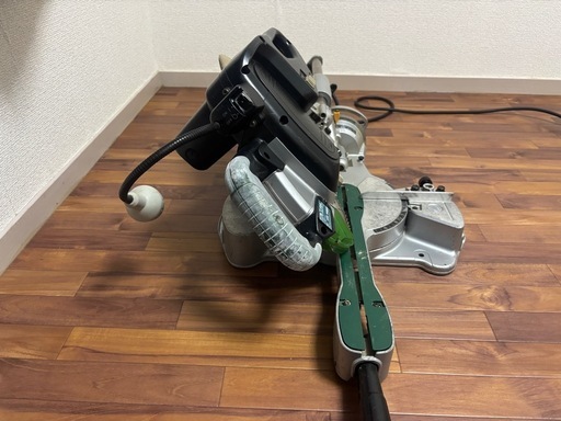 HiKOKI（旧日立工機） C7FSH2 中古品　レーザー付きスライド丸ノコ