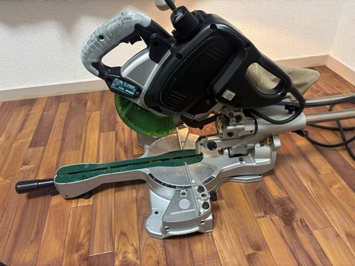 HiKOKI（旧日立工機） C7FSH2 中古品　レーザー付きスライド丸ノコ