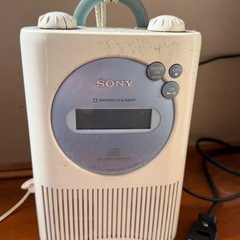 SONY ポータブルCDプレーヤー　防水ラジオ付きの画像