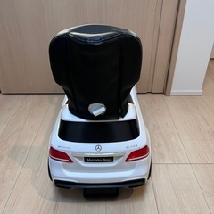 メルセデスベンツ乗用玩具の画像