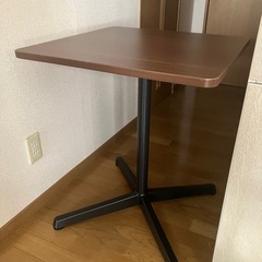 テーブルの画像