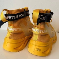 おしゃれ安全靴ハイカット　28cm  ★掃除アイテムと交換もOK★の画像