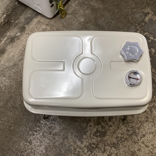 万代店　ダイケン　灯油タンク　25L