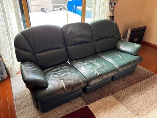 格安】本革3人掛けソファ革製グリーン (えみ) 八戸のソファ《3人掛け