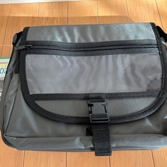 ショルダーバッグ:衝撃干渉タイプの画像