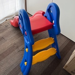 すべり台　トイザらス　折りたたみ可の画像
