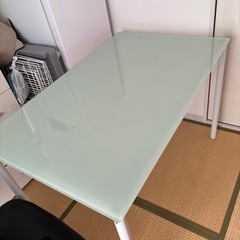 ガラステーブル‼️の画像