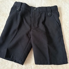 キッズ100サイズ　スーツ
の画像