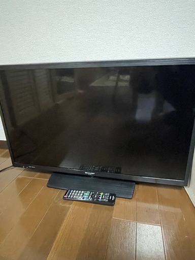 テレビ32型（AQUOS）