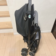 アップリカAprca カルーンエアー ベビーカーの画像