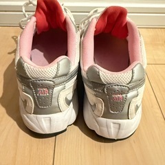 スニーカー　NIKE の画像