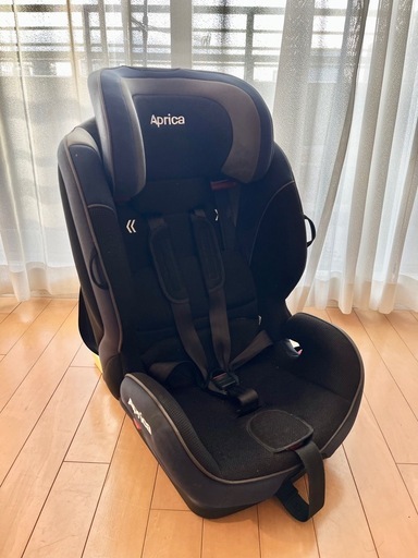 Aprica チャイルドシート ISOFIX｜洗濯・清掃済｜事故歴なし｜直接取引
