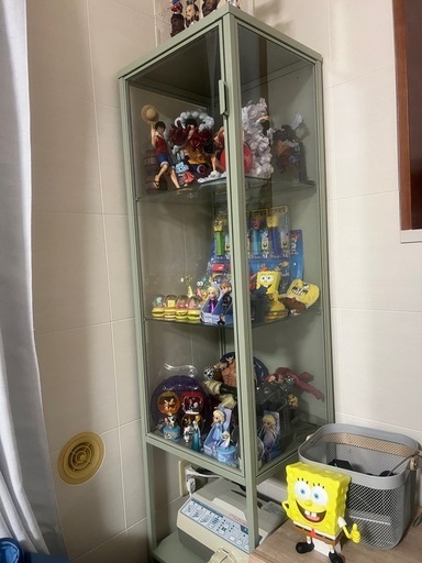 IKEA  ルードスタ　ガラスケース　コレクションケース
