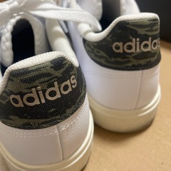 adidas スニーカー 中古 キレイ 27cmの画像