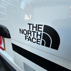 🉐車検２年❣️ベッド取り付け‼️車中泊❣️NORTHFACE❣️宅配‼️キャンプ❗️職人❗️超楽しい、各部絶好調‼️世田谷ベース❣️タイベル済み‼️タイヤバリ山‼️カーテン貼りました❣️❣️もう中見えません❣️タイヤホワイトペイント‼️の画像