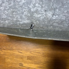 ビンテージ級　　ブリキ製衣装ボックスの画像