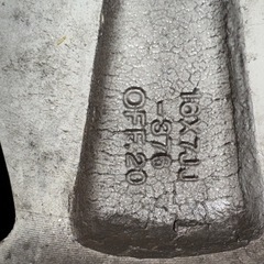 お譲り先決まりました‼️ブリヂストンNR595   -16Inc 7 J 6穴ハイエースにはめていましたの画像